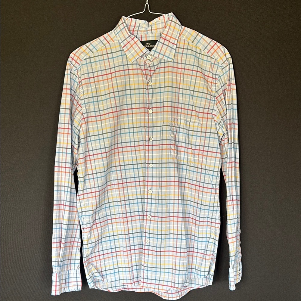 Rodd & Gunn size large men’s plaid button up shirt